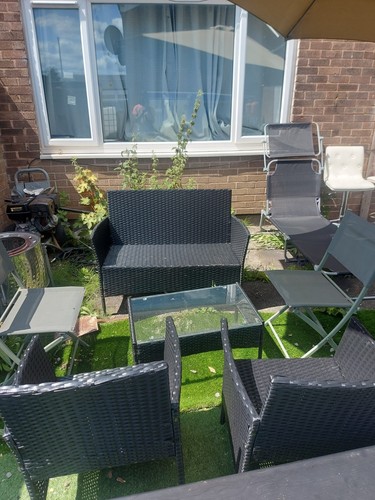 Garden furniture set with